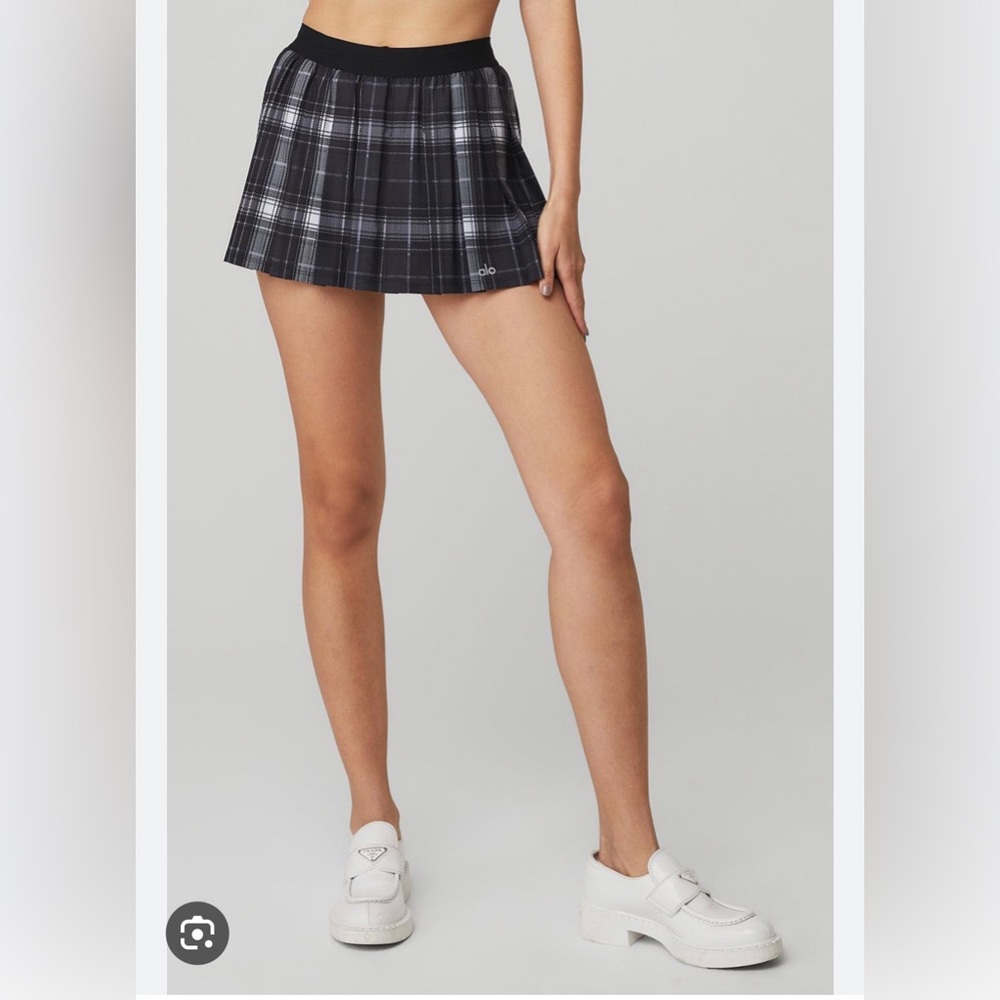 Alo yoga plaid mini skirt with shorts under XS